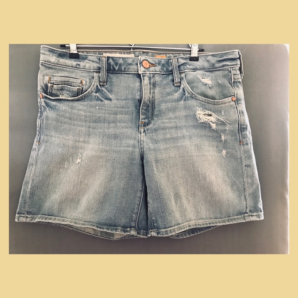 Destress denim shorts